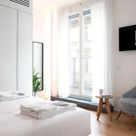 公寓式酒店 Bmore Duomo - Luxury Near Duomo 米兰