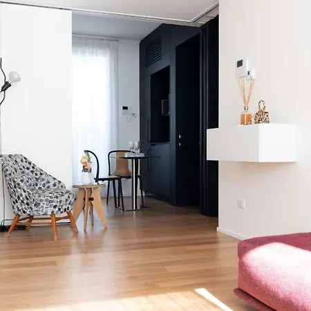 Bmore Duomo - Luxury Near Duomo Aparthotel Mailand