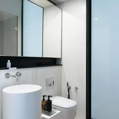 Bmore Duomo - Luxury Near Duomo 公寓式酒店 *