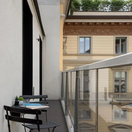 Aparthotel Bmore Duomo - Luxury Near Duomo Mailand