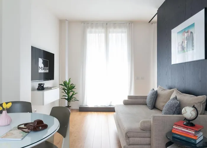 Aparthotel Bmore Duomo - Luxury Near Duomo 4*