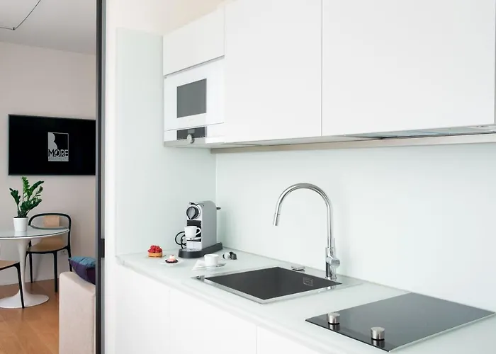 Aparthotel Bmore Duomo - Luxury Near Duomo Milano