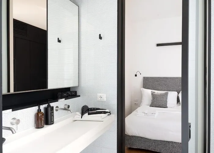 Bmore Duomo - Luxury Near Duomo Aparthotel Milano